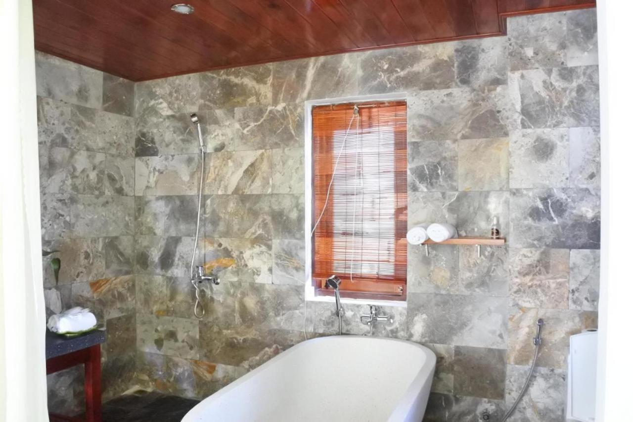Hoi An Osaka Riverside Villa & Spa Exterior photo